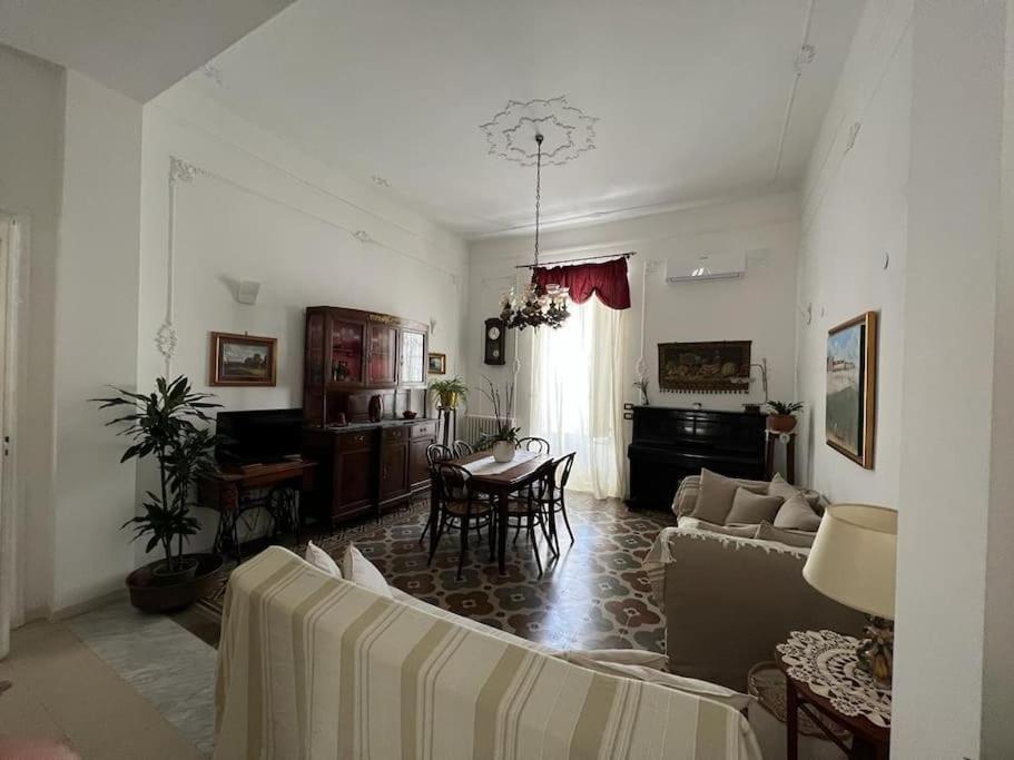 בארי Lux Domus Apartment מראה חיצוני תמונה